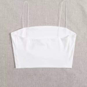 เสื้อครอปสายเดี่ยวคอสี่เหลี่ยมสีขาวเรียบ