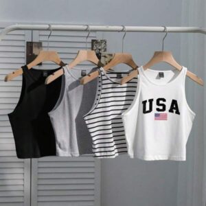 เสื้อครอปสายเดี่ยวคอสี่เหลี่ยมลาย USA สีกรมสไตล์สปอร์ต