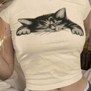 เสื้อครอปแขนสั้นพิมพ์ลายแมวสีครีมน่ารัก