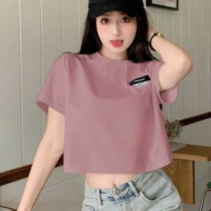 เสื้อครอปแขนสั้นสีชมพูพาสเทลพิมพ์ลายน่ารัก ลดราคาสุดคุ้ม