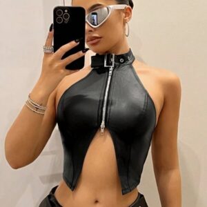 เสื้อครอปฮาล์เตอร์หนัง PU ซิปหน้าคอปกเข็มขัดสีดำเซ็กซี่